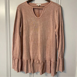 Easel Keyhole Neck Ruffle Tunic Top Distressed wash‎ Ruffle Sleeves Size M